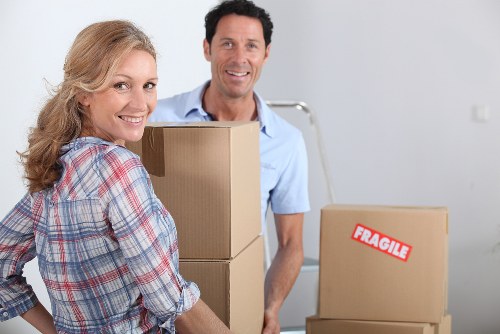 Packing and loading support for a small move in North London